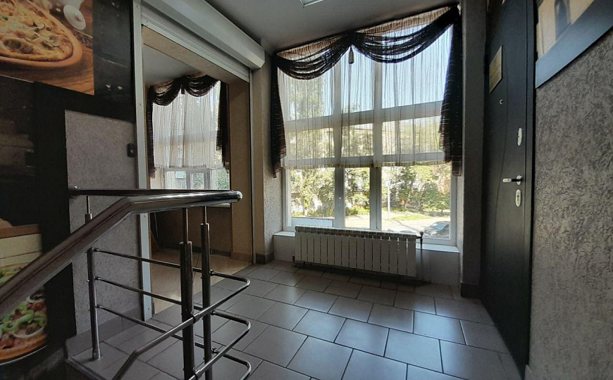 Кафе в центре Заводского района, 380 м. фото