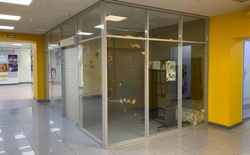 Сдам торговое помещение, 16,6 м²  фото