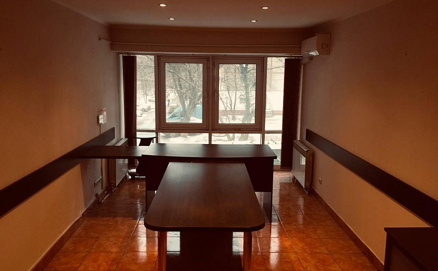 Офис в центре с парковкой,154м2 фото