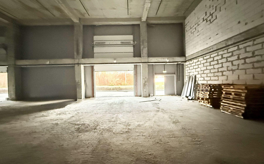 Склад в торговом центре/Продажа склада 701м2 фото