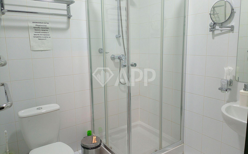 Сдам гостиницу с кафе и сауной 1 100 м² фото