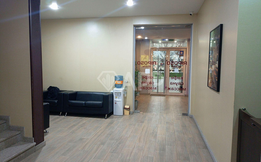 Сдам гостиницу с кафе и сауной 1 100 м² фото