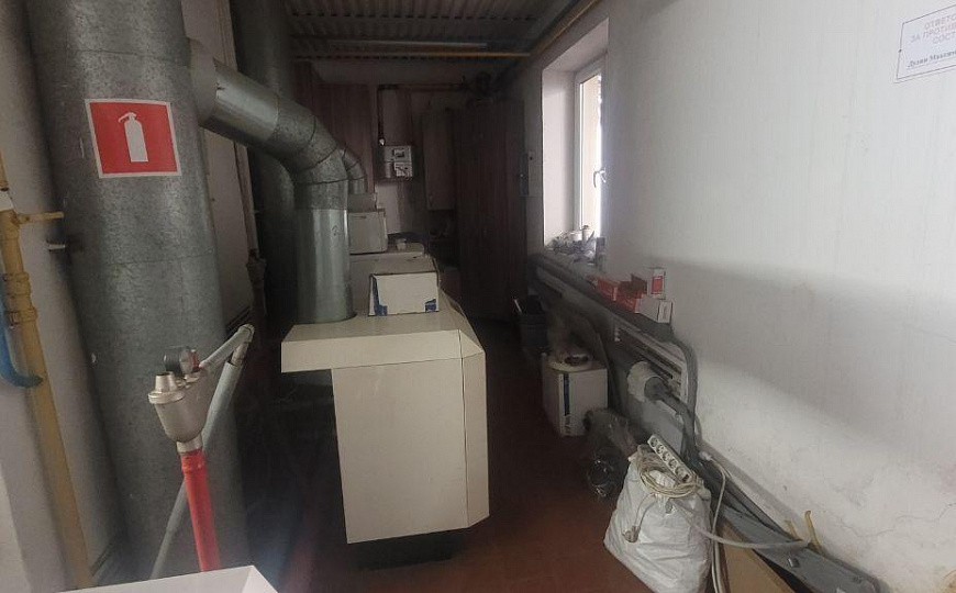 Производственная база. Центр. 6318 м2 фото