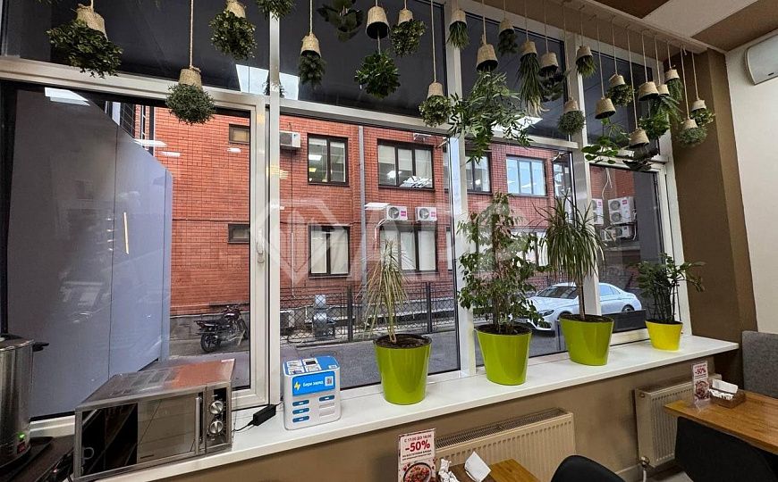 Сдаю 1 этаж с ремонтом, 150 м² фото