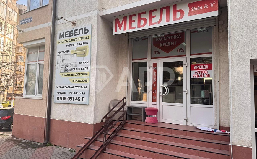 Сдаю торговое помещение, 99 м² фото