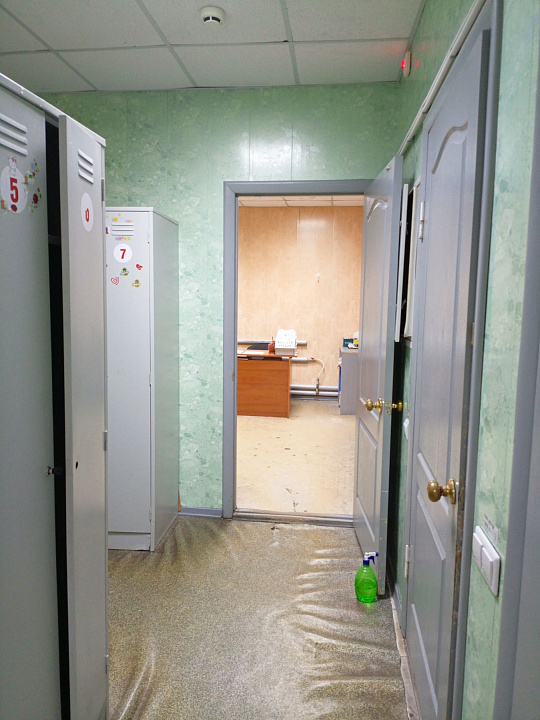 Помещение свободного назначения 1 150 м² фото