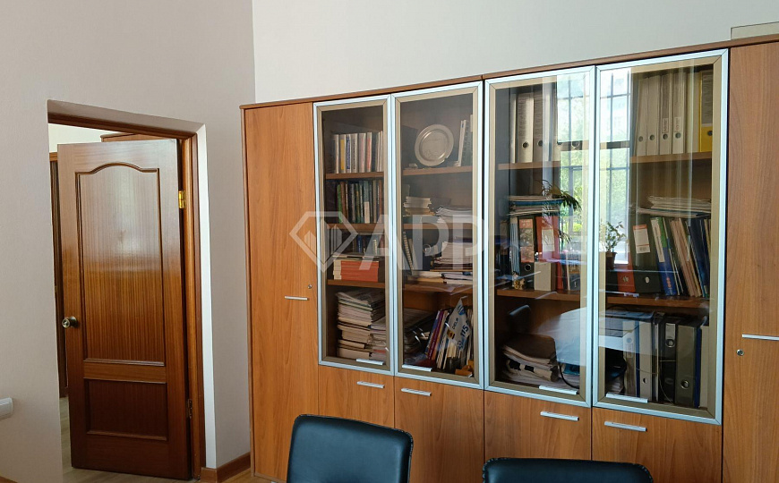 Сдаю офисное помещение, 153,8 м² фото