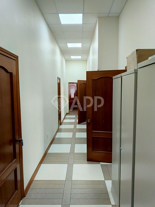 Сдаю офисное помещение, 153,8 м² фото