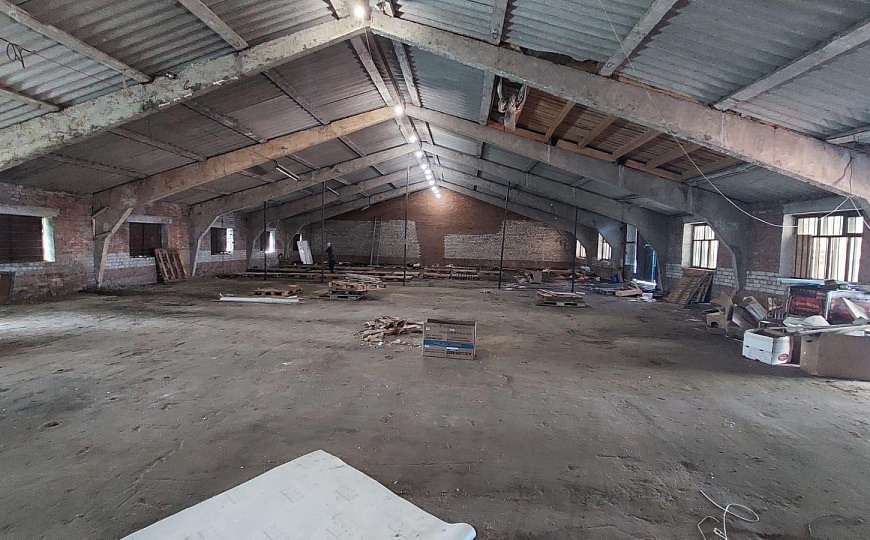 Сдам помещение под магазин, склад. 300 м² фото