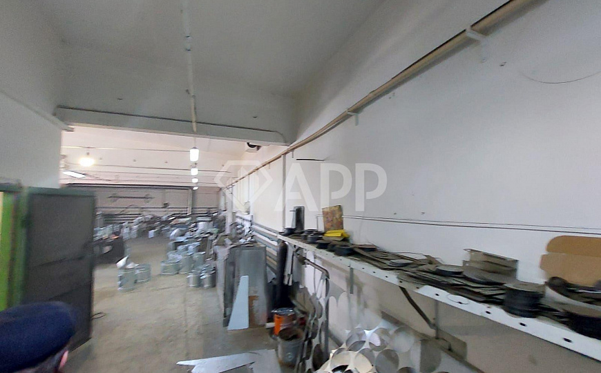 Продам производственное помещение, 1 400 м² фото