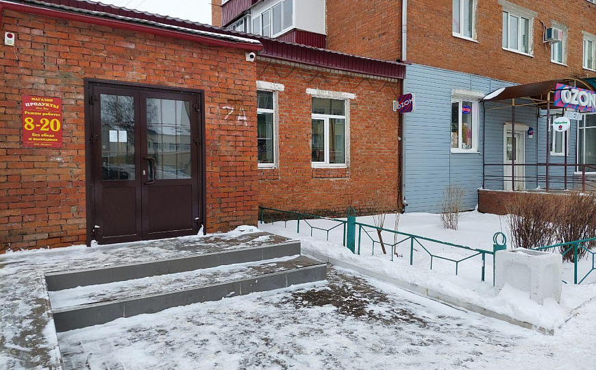 Помещение с арендаторами, готовый арендный бизнес! фото