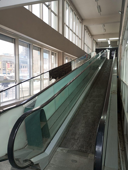 Сдаются торговые помещения от 500м² до 3600м² фото