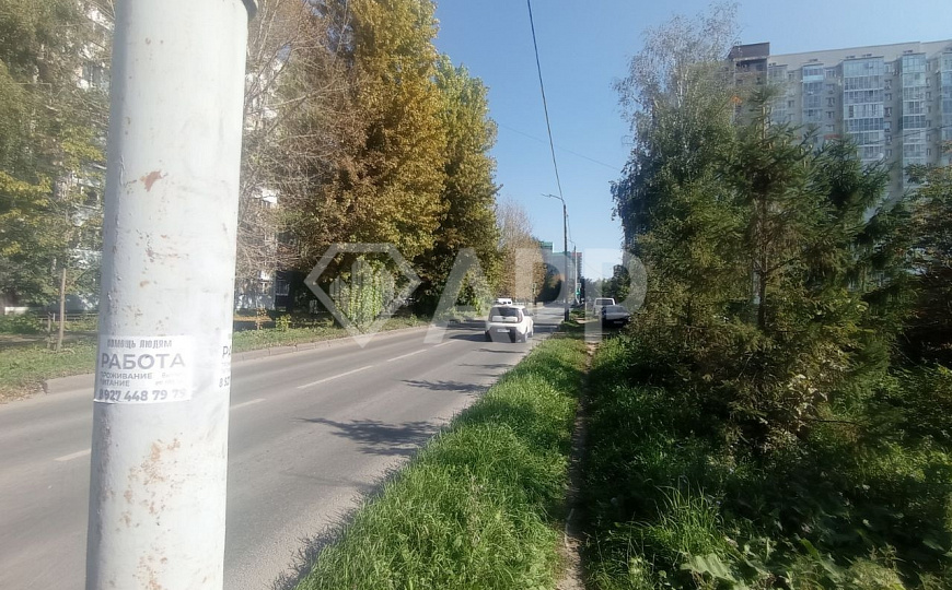 Сдаю 346м² в спальном районе, на трафике! фото