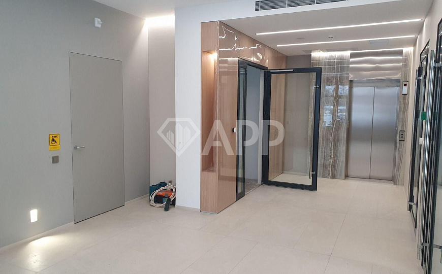 Сдам офисное помещение, 271 м² фото