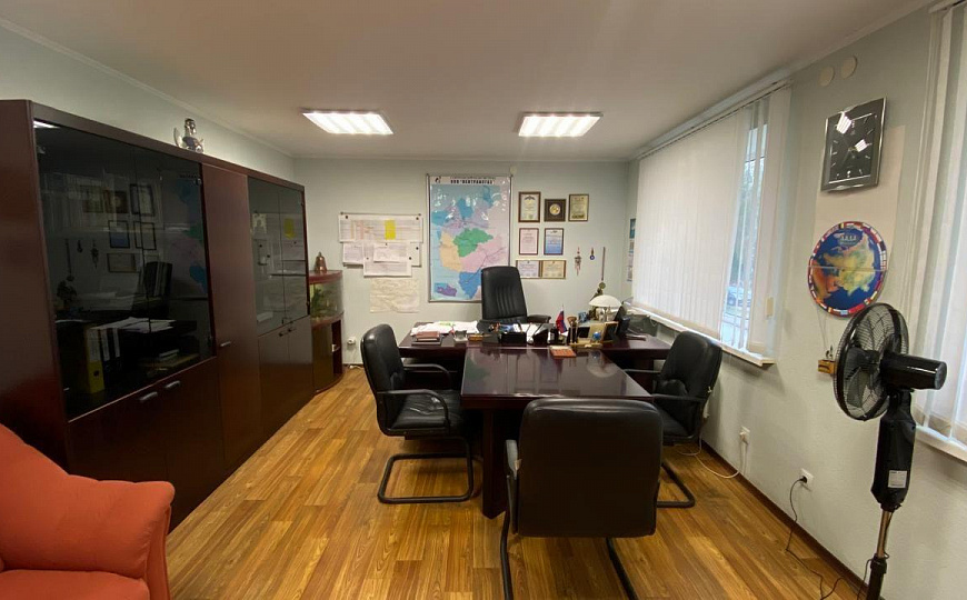 Продам производственный комплекс, 1,1 гектар фото