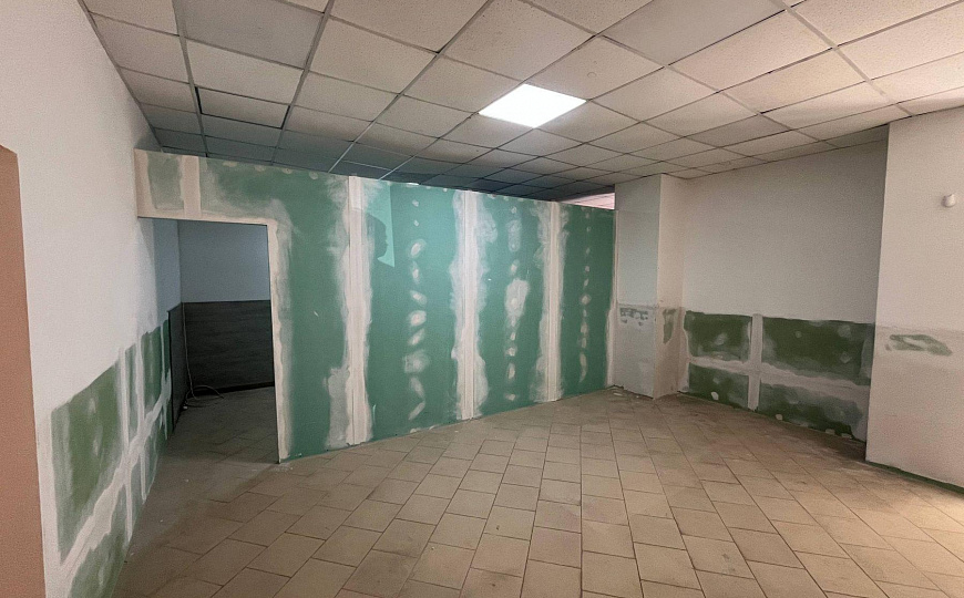 Помещение. Земля. Центр. Строительство фото