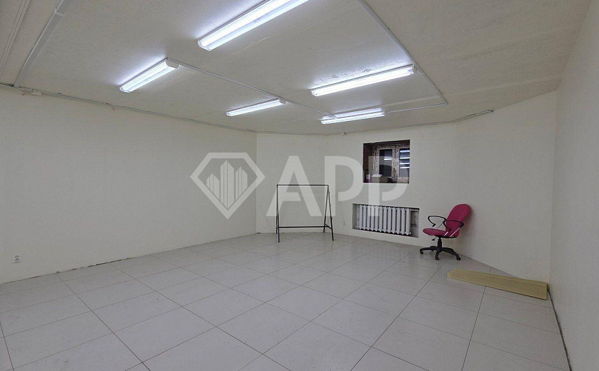 Помещение 120м² на трафике. фото