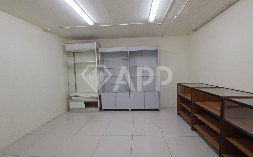 Помещение 120м² на трафике. фото