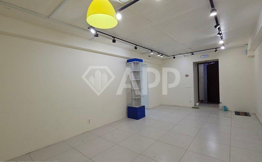 Помещение 120м² на трафике. фото