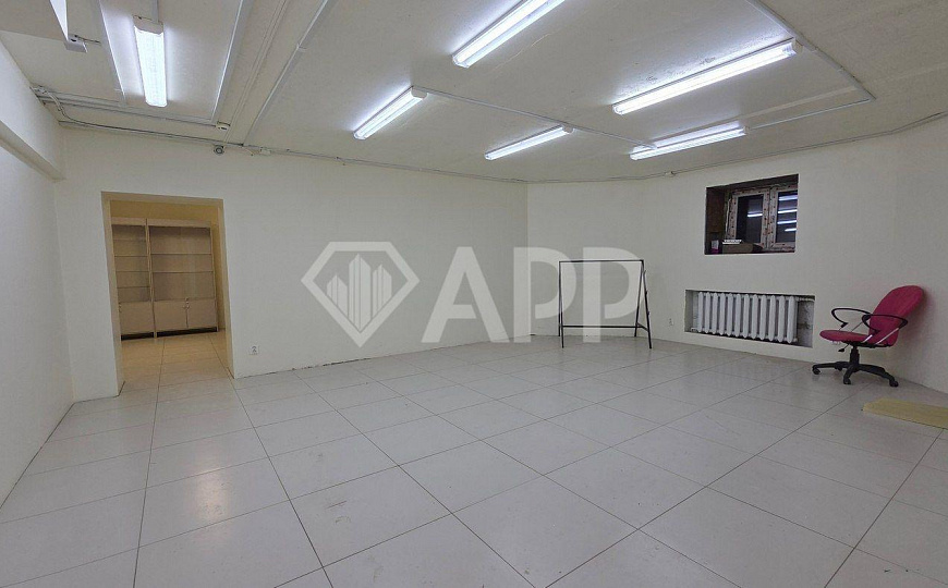 Помещение 120м² на трафике. фото