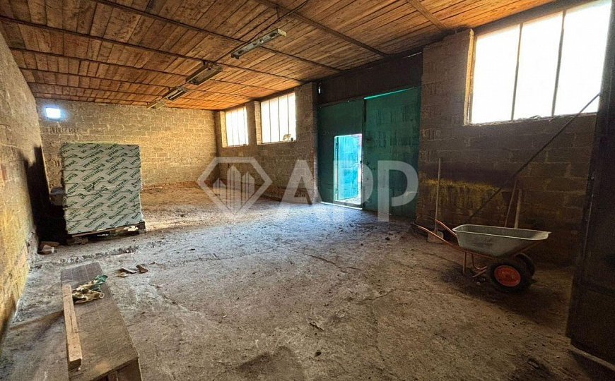 Сдаю 202 м2, удобная локация! фото