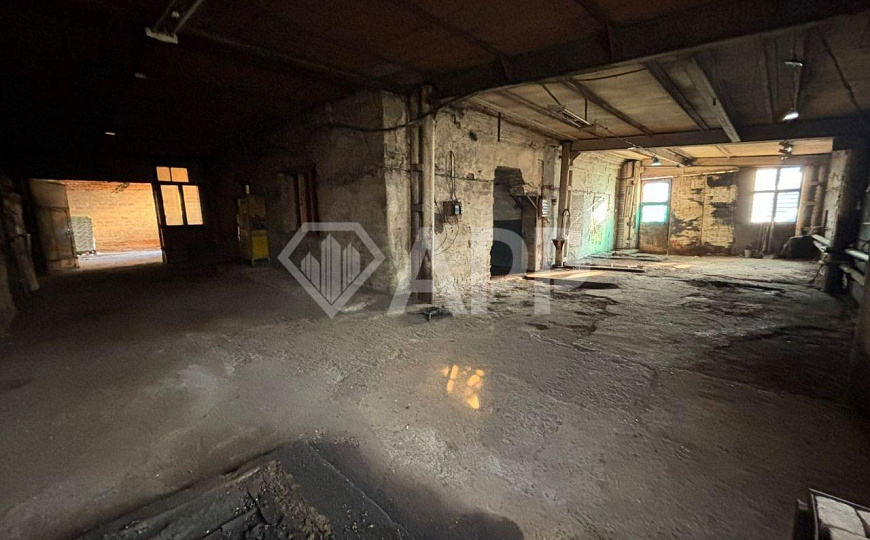 Сдаю 202 м2, удобная локация! фото