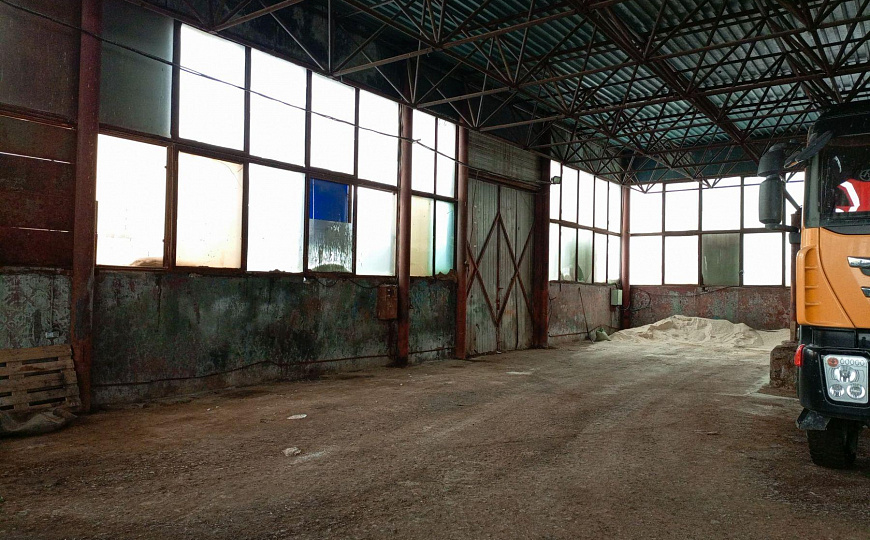 Производственно-складское помещение 1000 м2 с НДС фото