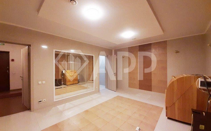 Продаю помещения 177 м² на ул. Адоратского 12б фото