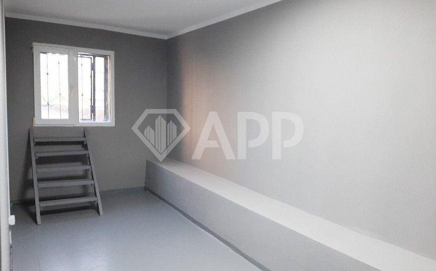 Продаю помещения 177 м² на ул. Адоратского 12б фото