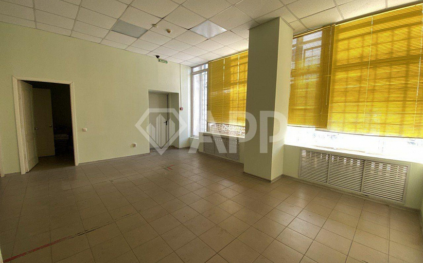 Помещение на высоком трафике у метро, 53м² фото