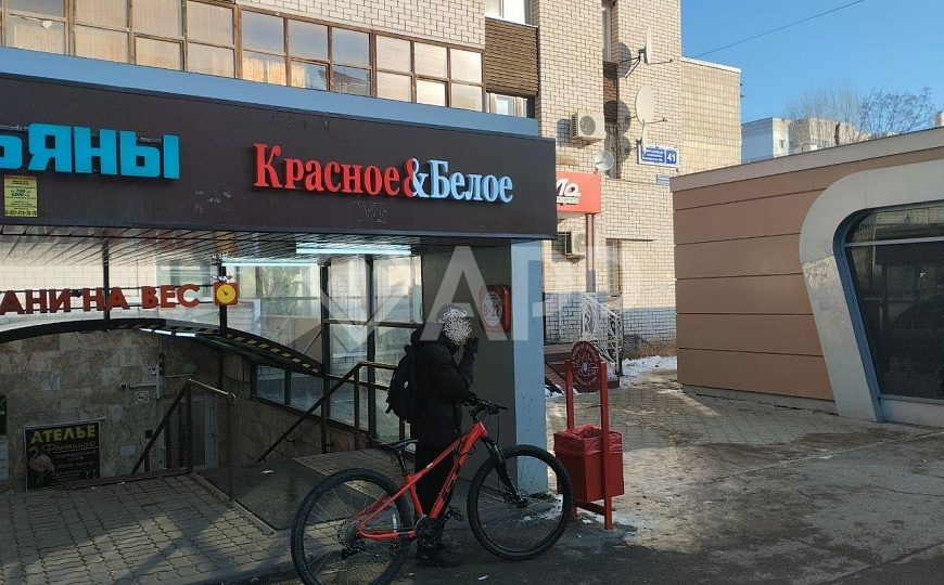 Продаю 184,1 м² на высоком трафике! фото