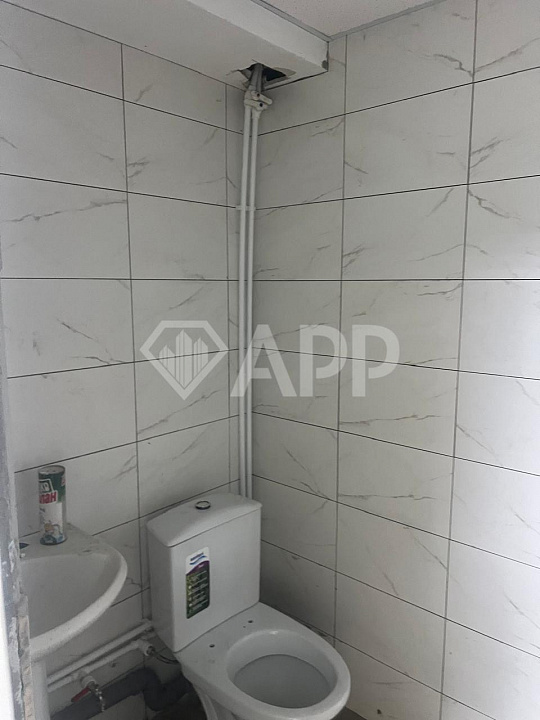 Продаю 184,1 м² на высоком трафике! фото