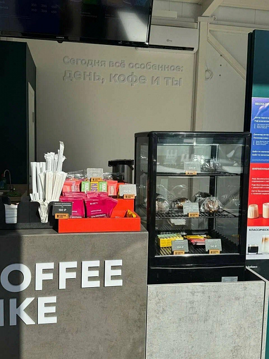 Помещение на  Ф.Энгельса 4Е фото