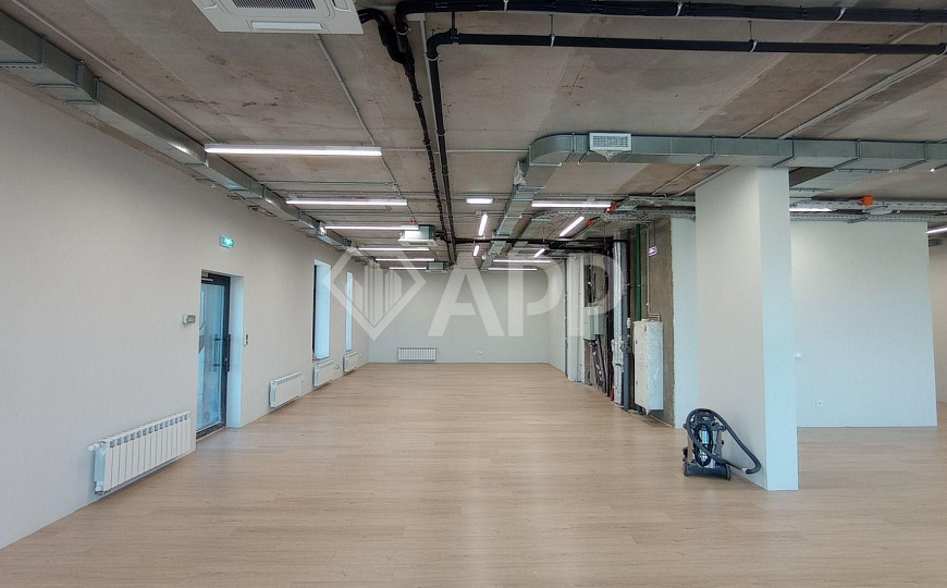 Сдам офисное помещение, 202,34 м² "А" класс. фото