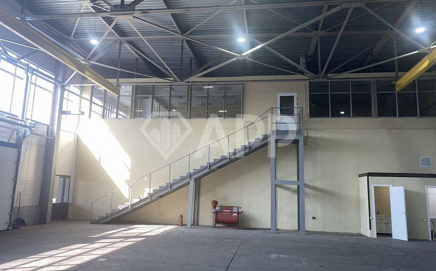 Сдам под склад фото