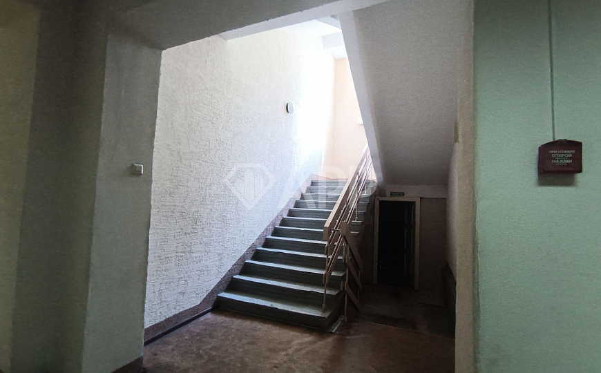 Продам здание с арендаторами фото