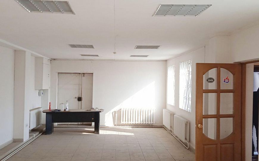 Помещение на 1 линии, 260 м² фото