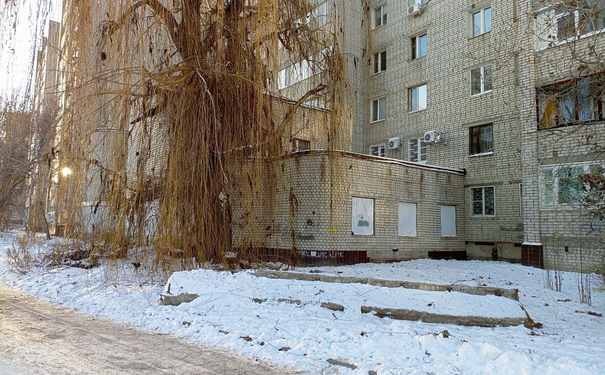 Торгово-офисное помещение, 558 м² фото