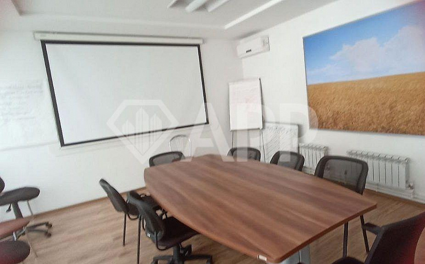 Продам отдельно стоящее здание, 1 881 м² фото