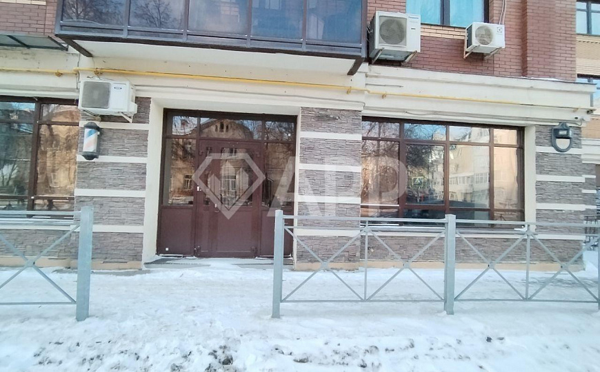 Сдаю помещение свободного назначения, на трафике, центр фото