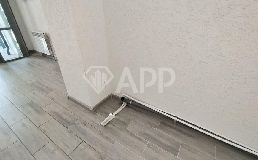 Продаю помещение с арендатором, в новом ЖК, 30,8 м2 фото