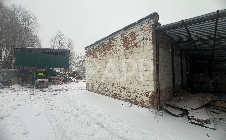 Продаю базу с земельным участком фото