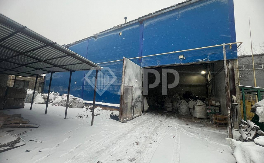 Продаю базу с земельным участком фото