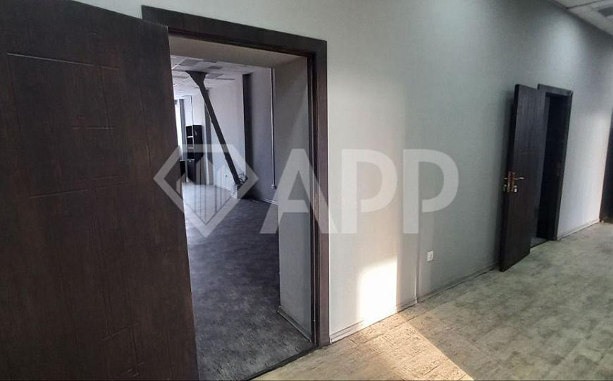 Сдам большой офис для успешной компании фото