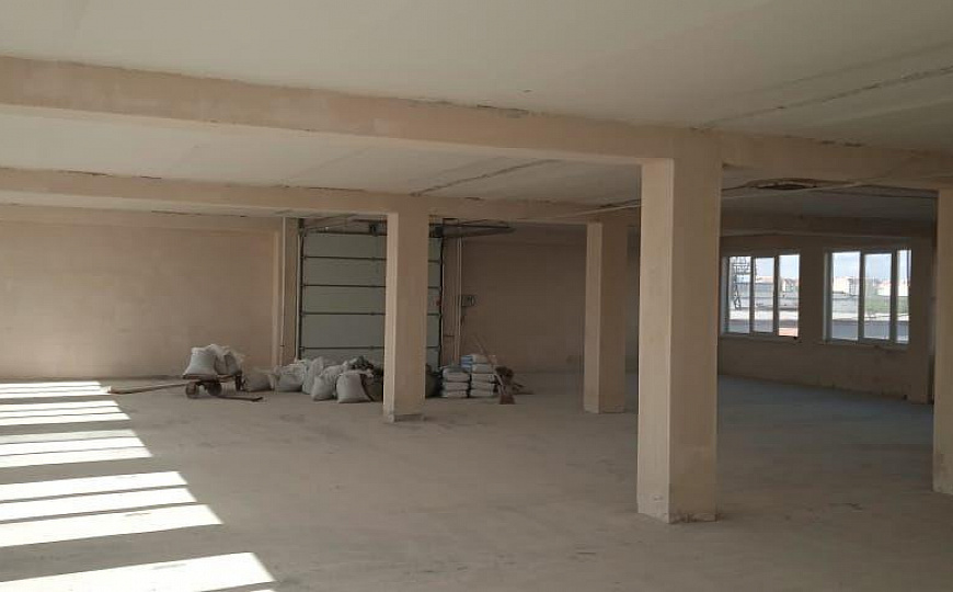 Помещения, 600, 91 и 38 кв. м.. фото