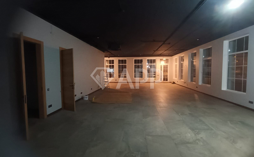 Продам здание на 1 линии, 329 м² фото