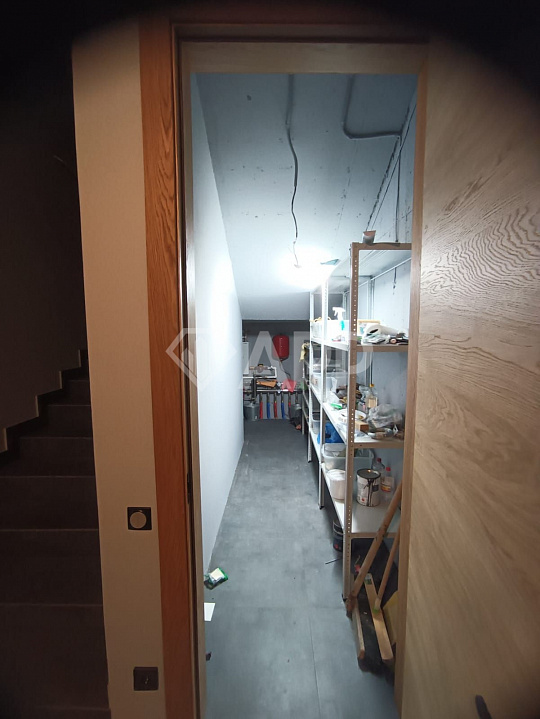 Продам здание на 1 линии, 329 м² фото