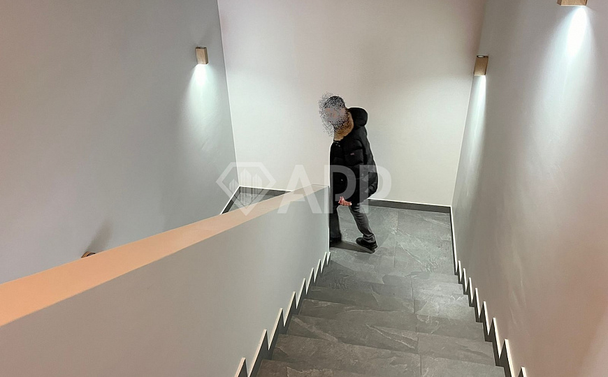 Продам здание на 1 линии, 329 м² фото