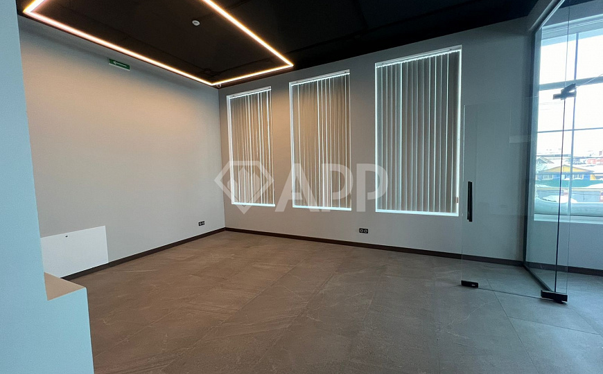 Продам здание на 1 линии, 329 м² фото