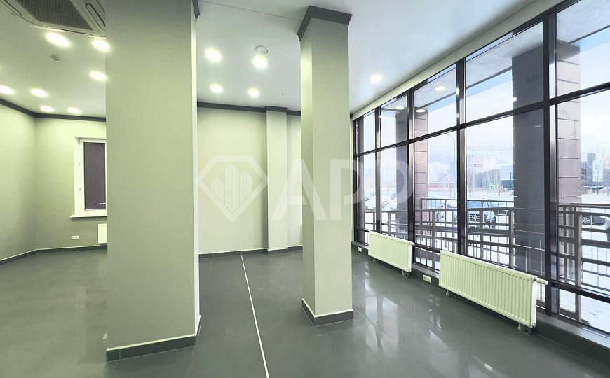 Свободная площадь на трафике, 157 м² фото